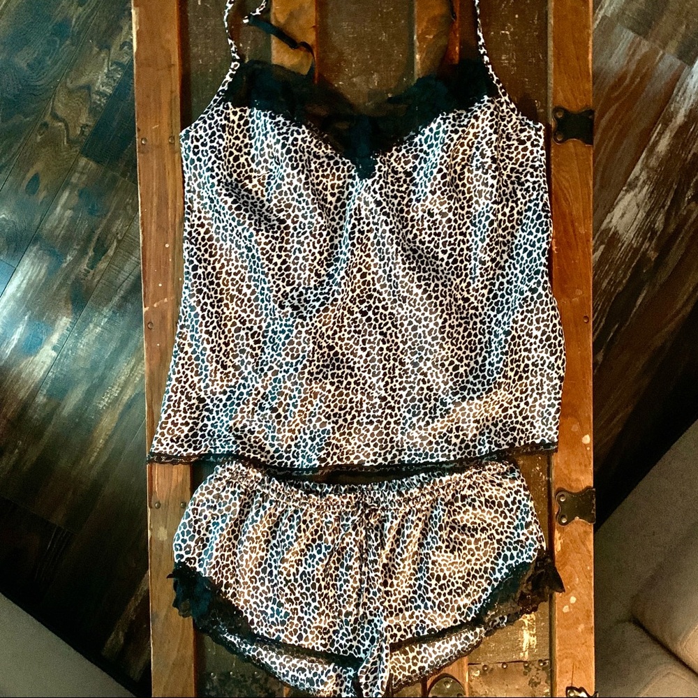 Victoria secret sexy pajama set